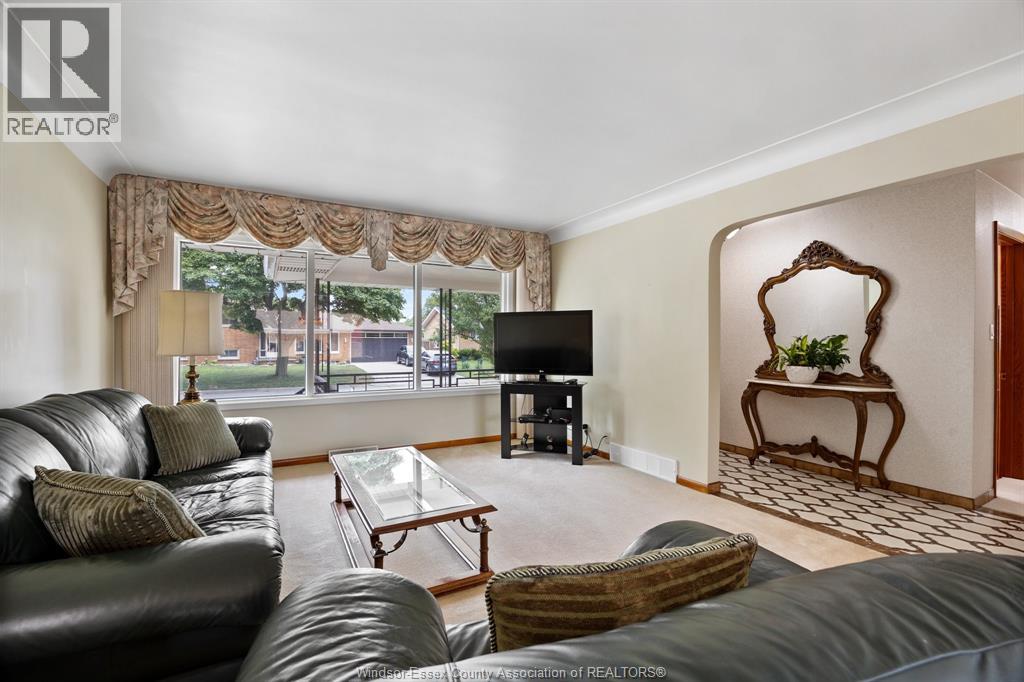 1459 Partington Avenue, Windsor, Ontario  N9B 2P7 - Photo 5 - 26021072