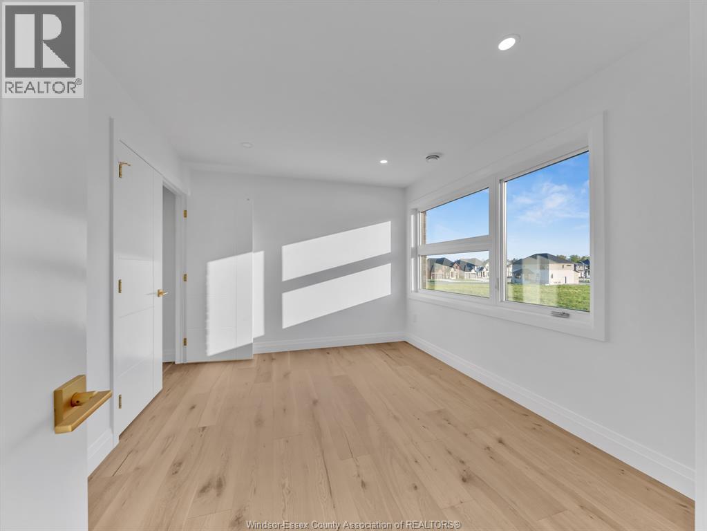 3672 Sutton Avenue, Windsor, Ontario  N9E 0B3 - Photo 23 - 26021071