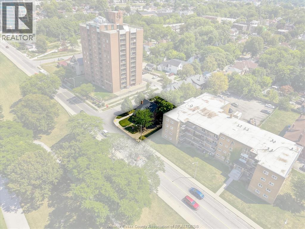 1423 Riverside Drive West, Windsor, Ontario  N9B 1A2 - Photo 41 - 26021078