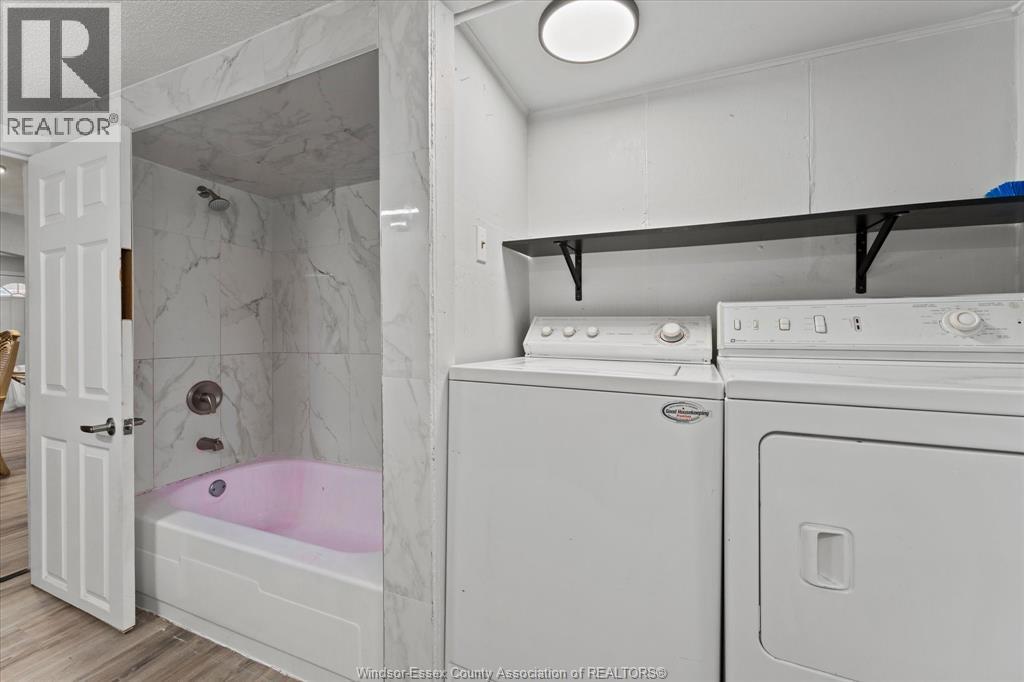 1210-1212 Monmouth, Windsor, Ontario  N8Y 3M1 - Photo 26 - 26021082
