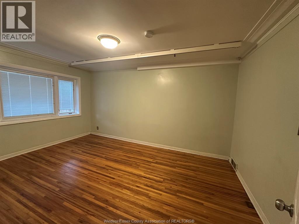 4360 Howard Avenue, Windsor, Ontario  N9G 1P4 - Photo 3 - 26021119