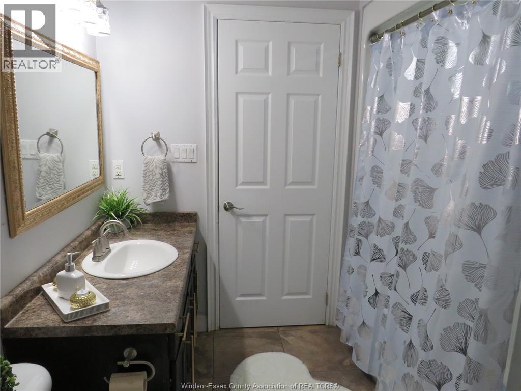 53 Antonio, Leamington, Ontario  N8H 5P8 - Photo 13 - 26021120