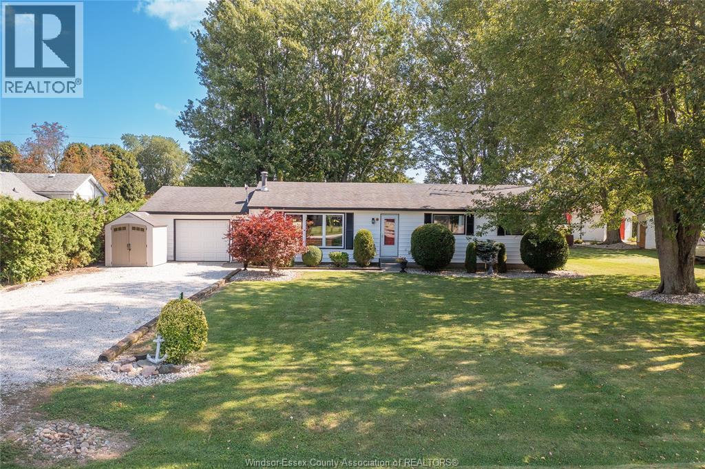 21 VICTORIA STREET, Dealtown, Ontario