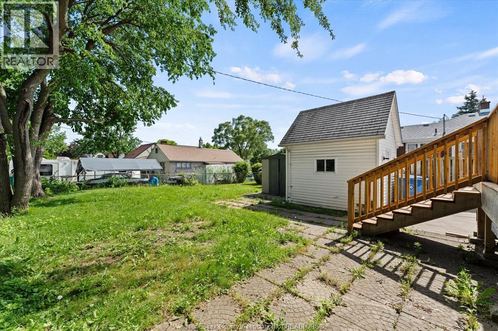 6045 Wyandotte Street East, Windsor, Ontario  N8S 1N3 - Photo 27 - 26021115