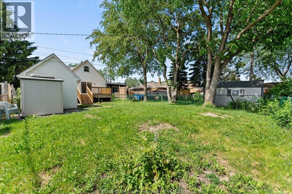 6045 Wyandotte Street East, Windsor, Ontario  N8S 1N3 - Photo 32 - 26021115
