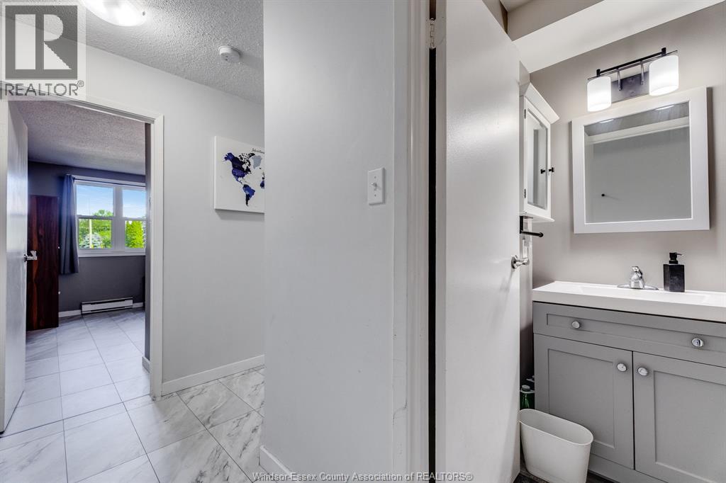 12 Montgomery Unit# A107, Wallaceburg, Ontario  N8A 5B5 - Photo 2 - 26021131
