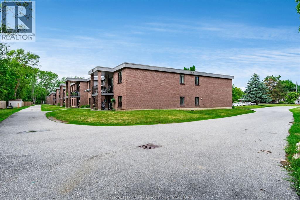 12 Montgomery Unit# A107, Wallaceburg, Ontario  N8A 5B5 - Photo 37 - 26021131