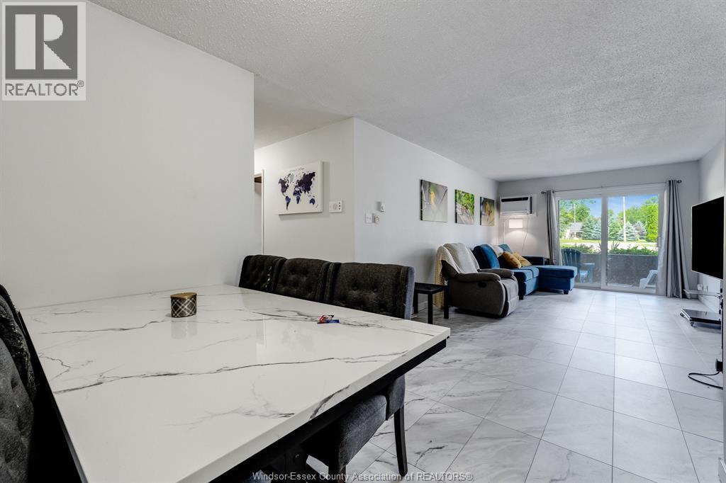 12 Montgomery Unit# A107, Wallaceburg, Ontario  N8A 5B5 - Photo 5 - 26021131