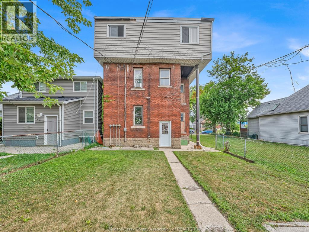 751 Windsor Avenue, Windsor, Ontario  N9A 1J8 - Photo 15 - 26021125