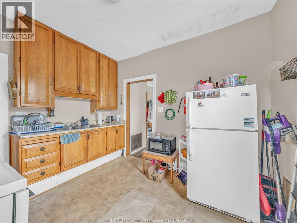 751 Windsor Avenue, Windsor, Ontario  N9A 1J8 - Photo 25 - 26021125
