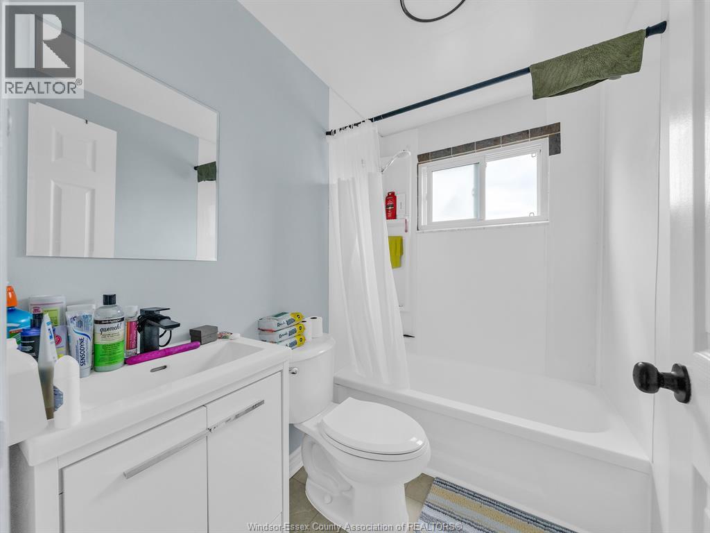751 Windsor Avenue, Windsor, Ontario  N9A 1J8 - Photo 40 - 26021125