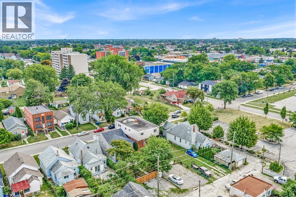 751 Windsor Avenue, Windsor, Ontario  N9A 1J8 - Photo 6 - 26021125