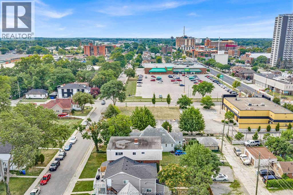 751 Windsor Avenue, Windsor, Ontario  N9A 1J8 - Photo 7 - 26021125