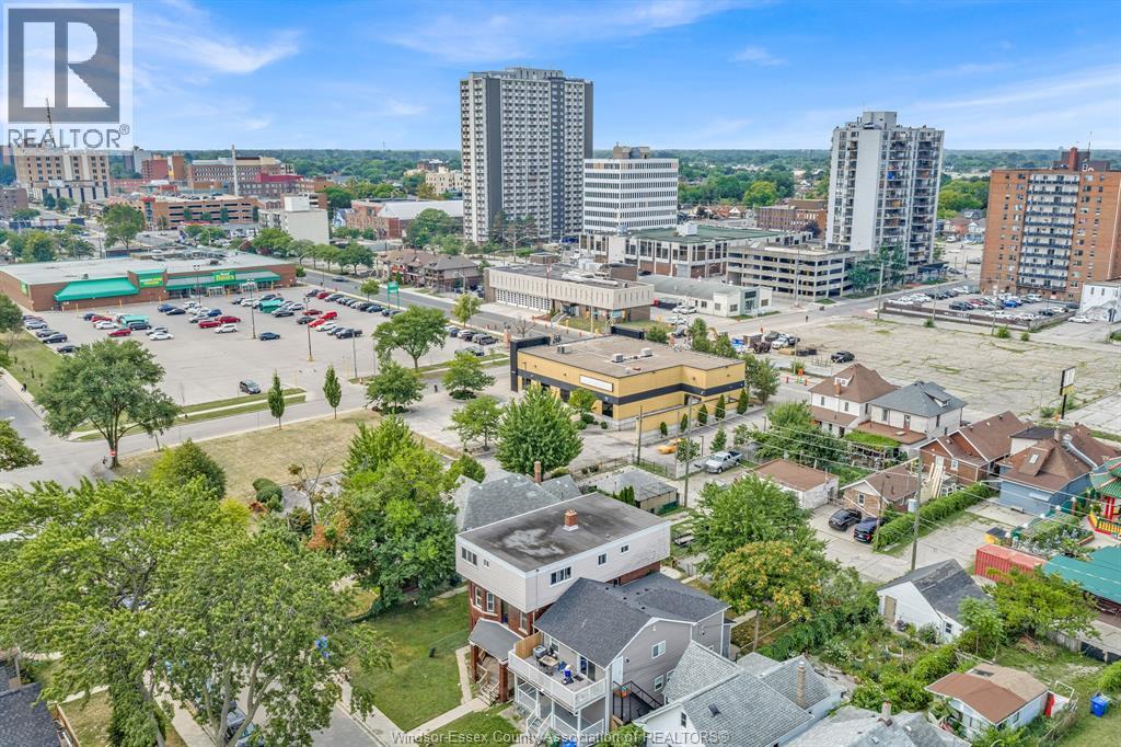 751 Windsor Avenue, Windsor, Ontario  N9A 1J8 - Photo 8 - 26021125