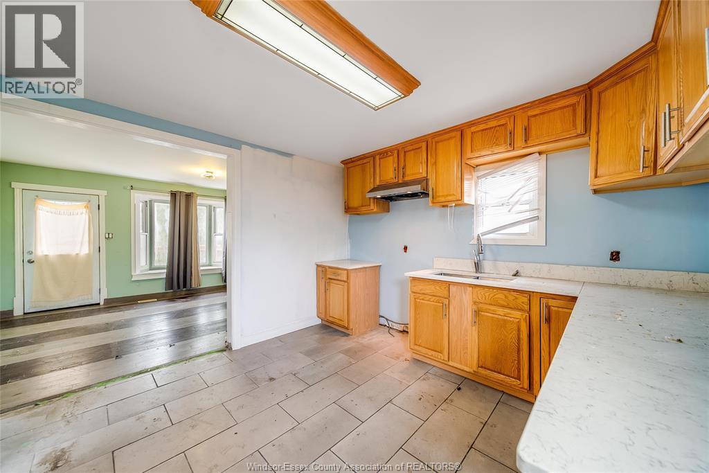 2616 Parent, Windsor, Ontario  N8X 4K4 - Photo 13 - 26021157
