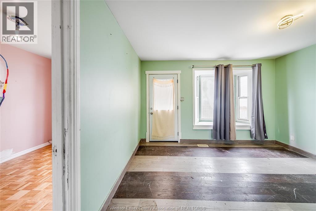 2616 Parent, Windsor, Ontario  N8X 4K4 - Photo 9 - 26021157