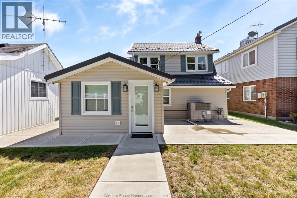 853 LAWRENCE AVENUE, Colchester, Ontario