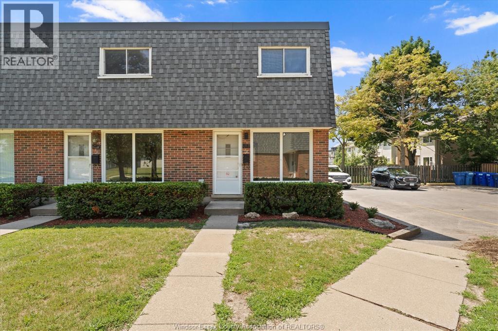 272 VICTORIA STREET Unit# 40, Amherstburg, Ontario