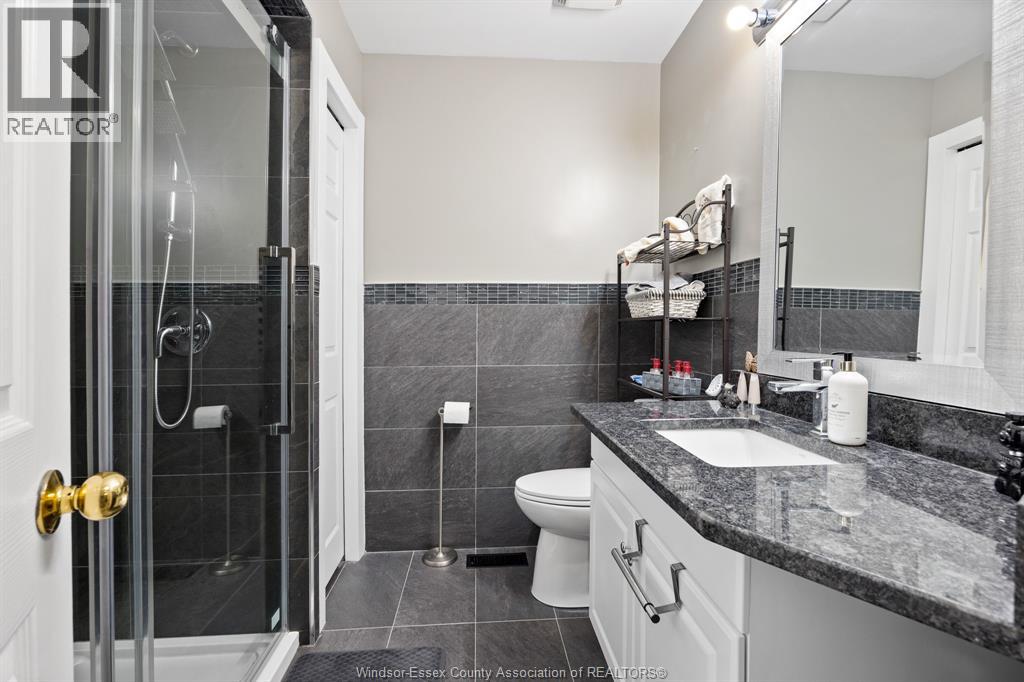 2343 Lamont Street, Windsor, Ontario  N9E 3Z2 - Photo 13 - 26021158