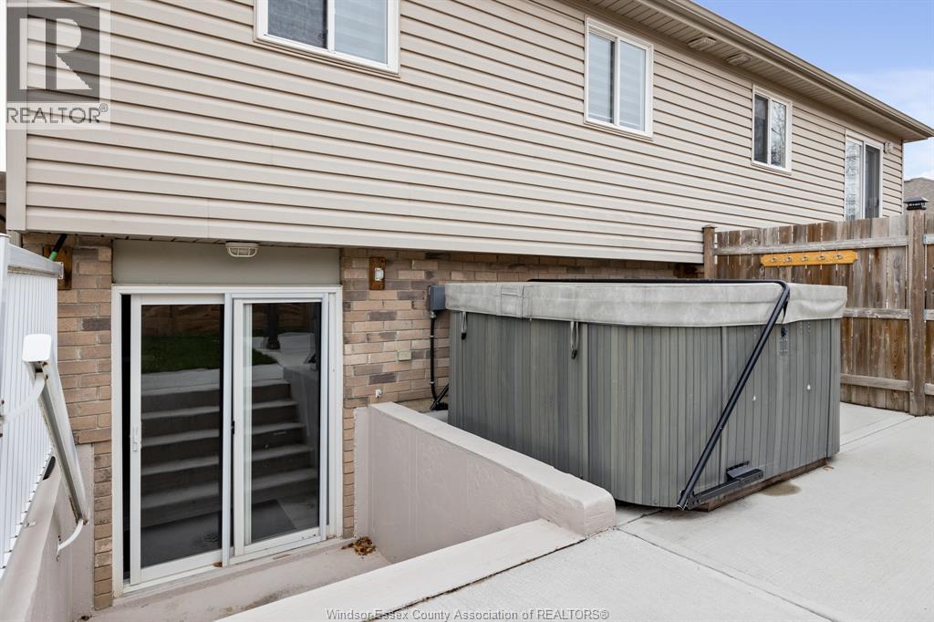2343 Lamont Street, Windsor, Ontario  N9E 3Z2 - Photo 24 - 26021158