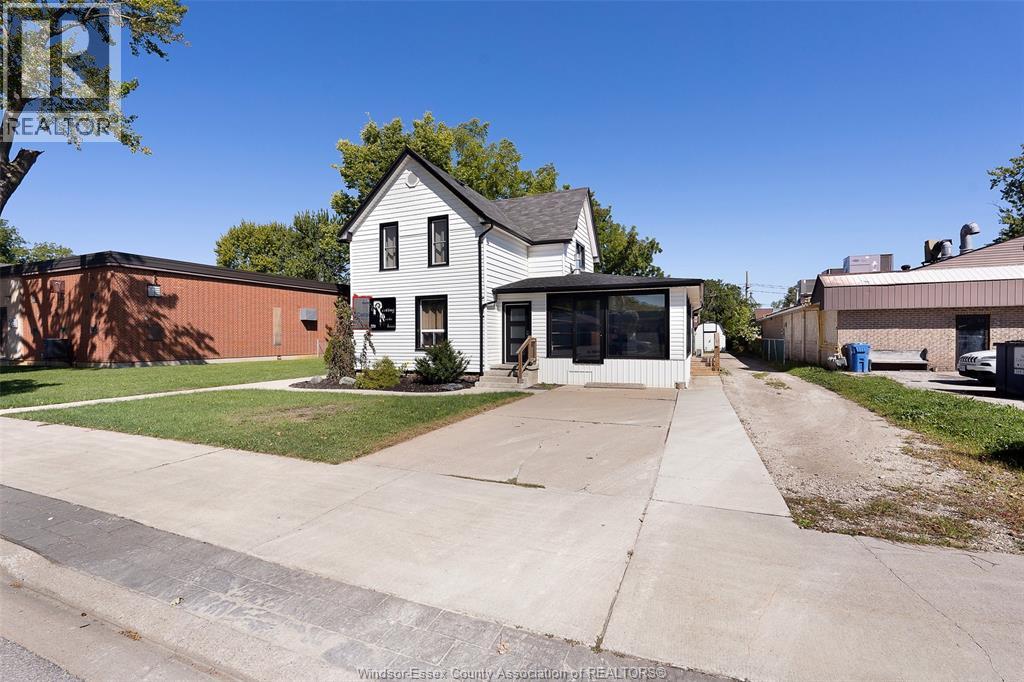 114 King Street West, Harrow, Ontario  N0R 1G0 - Photo 2 - 26021165