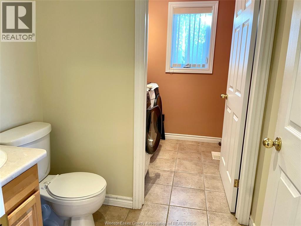 729 Donjon Court, Windsor, Ontario  N9G 2W3 - Photo 7 - 26021150