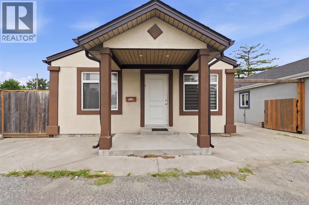 3457 WALKER ROAD, Windsor, Ontario