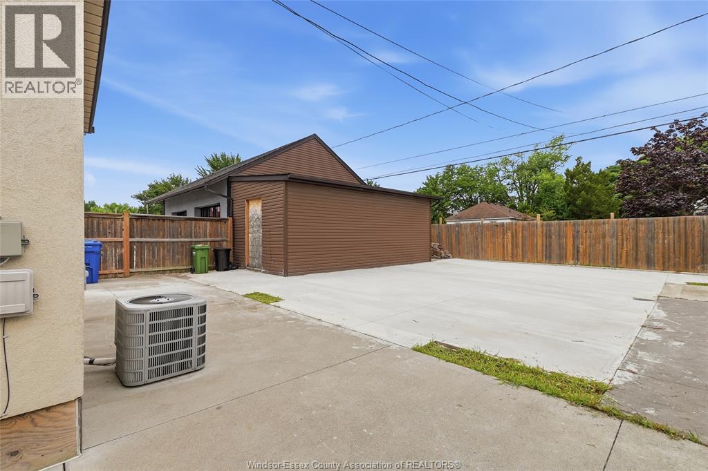 3457 Walker Road, Windsor, Ontario  N8W 3S2 - Photo 18 - 26021173
