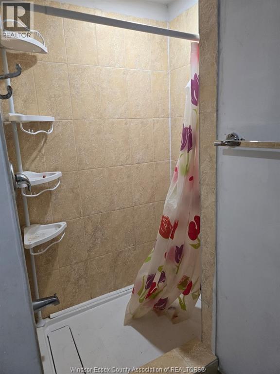 1849 Drouillard Unit# Lower, Windsor, Ontario  N8W 3X4 - Photo 7 - 26021121