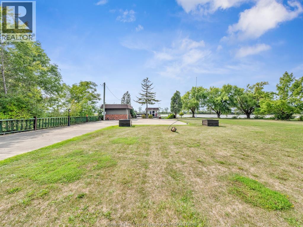 1812 Front, Amherstburg, Ontario  N9V 3R3 - Photo 42 - 26021178
