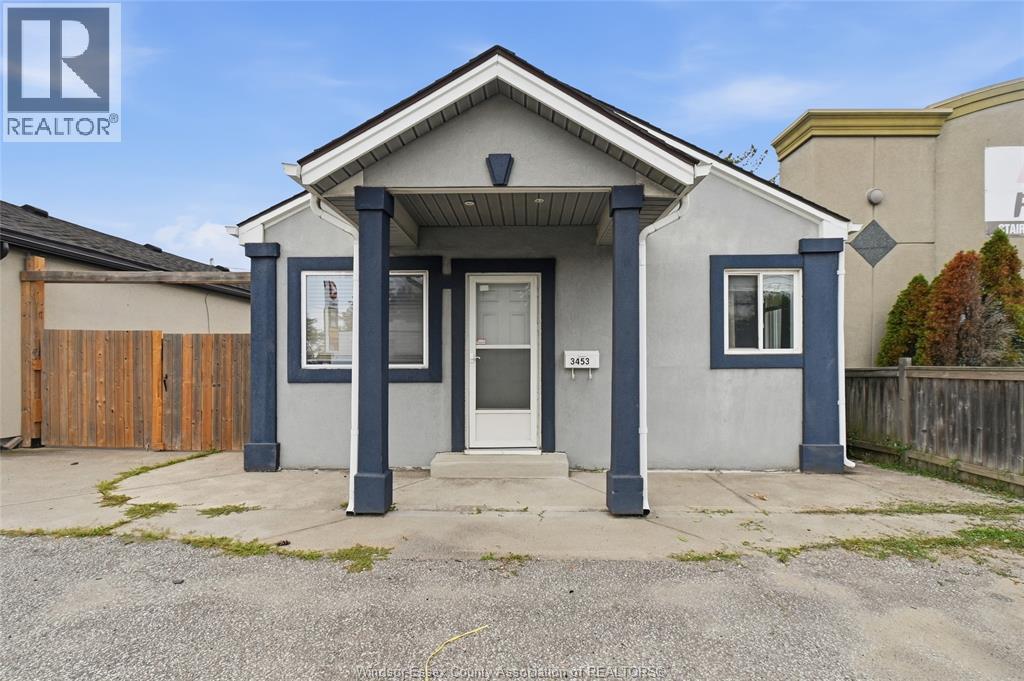 3453 WALKER ROAD, Windsor, Ontario
