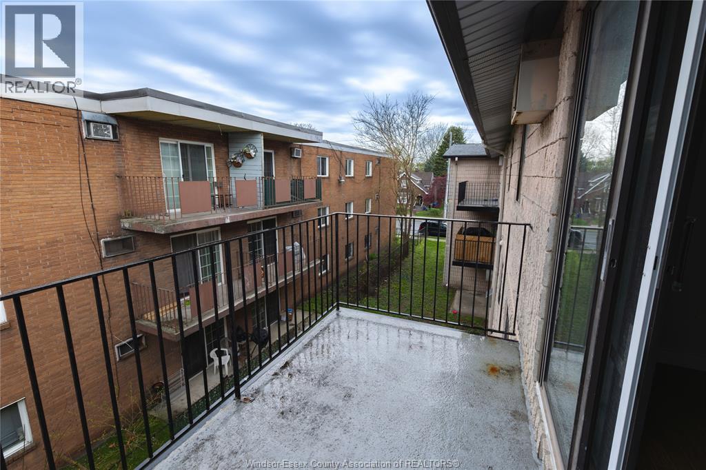3355 Sandwich Unit# 310, Windsor, Ontario  N9C 1B2 - Photo 15 - 26021190