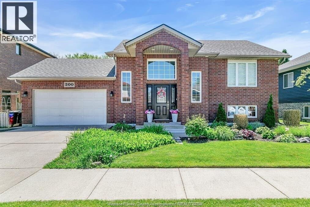 200 Riverview Avenue, Lasalle, Ontario  N9J 3Y1 - Photo 3 - 26021200