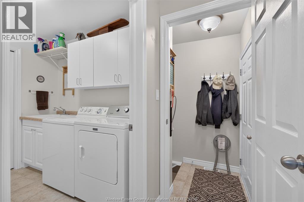 1818 Luxury, Windsor, Ontario  N8P 1T2 - Photo 25 - 26021212