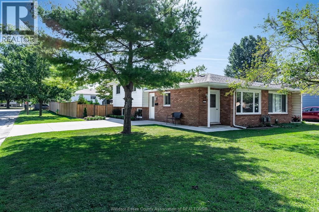 6 MARLENE CRESCENT, Leamington, Ontario
