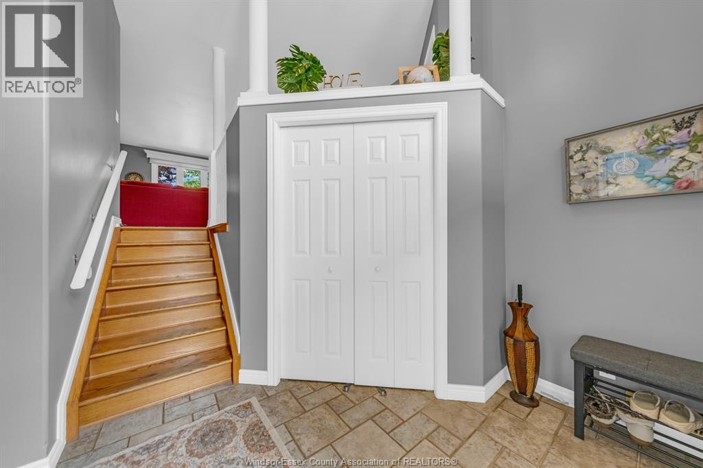 68 Wakefield Avenue, Leamington, Ontario  N8H 5J8 - Photo 3 - 26021136