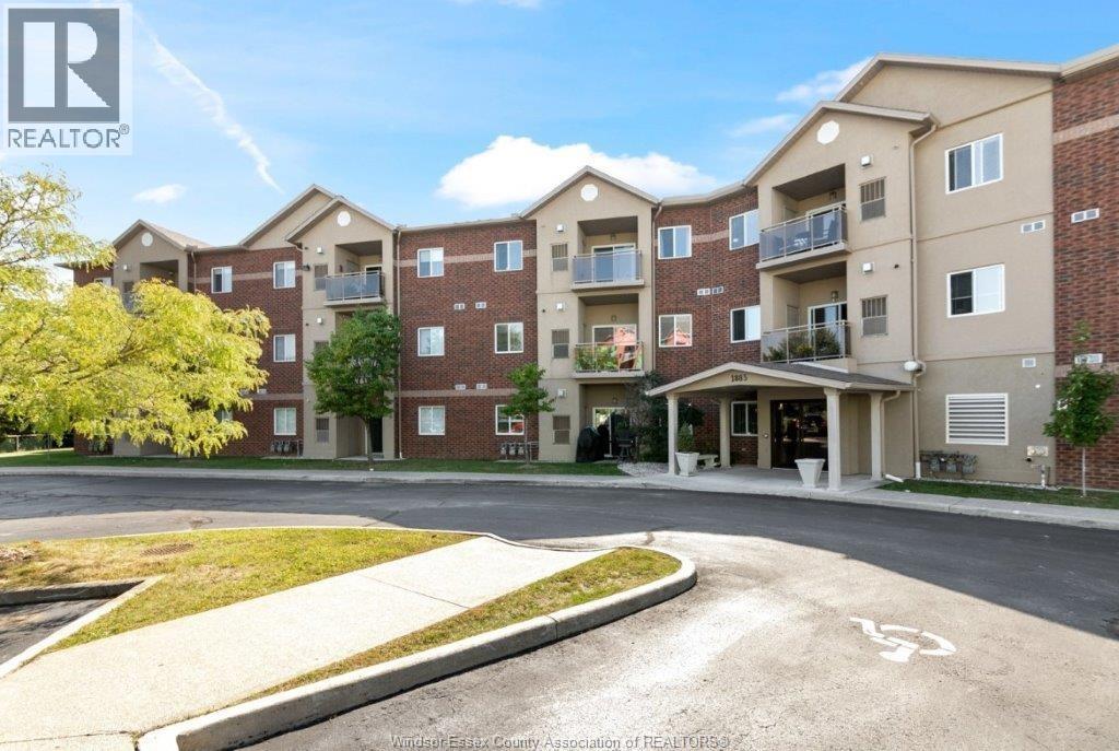 1885 WESTVIEW PARK BOULEVARD Unit# 108, LaSalle, Ontario