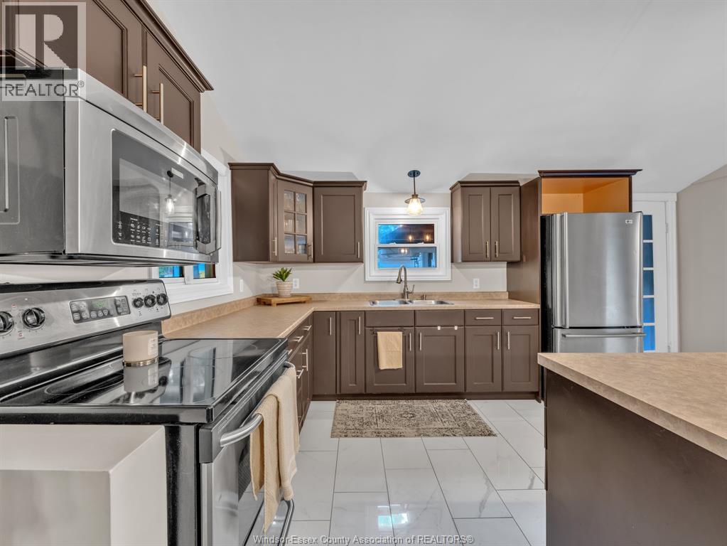 209 St. Andrews, Lakeshore, Ontario  N8N 3L4 - Photo 12 - 26021244