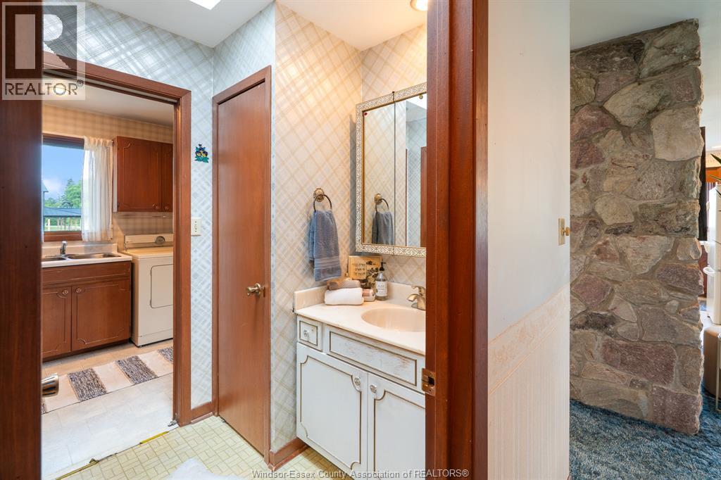 575 Talbot Road East, Leamington, Ontario  N8H 3V6 - Photo 22 - 26021185