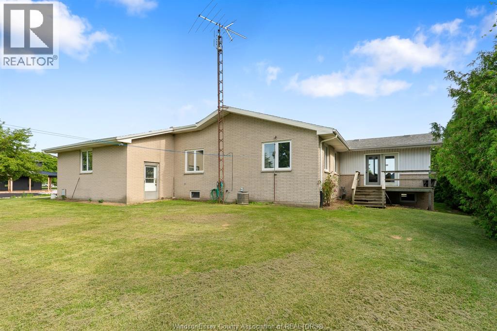 575 Talbot Road East, Leamington, Ontario  N8H 3V6 - Photo 3 - 26021185