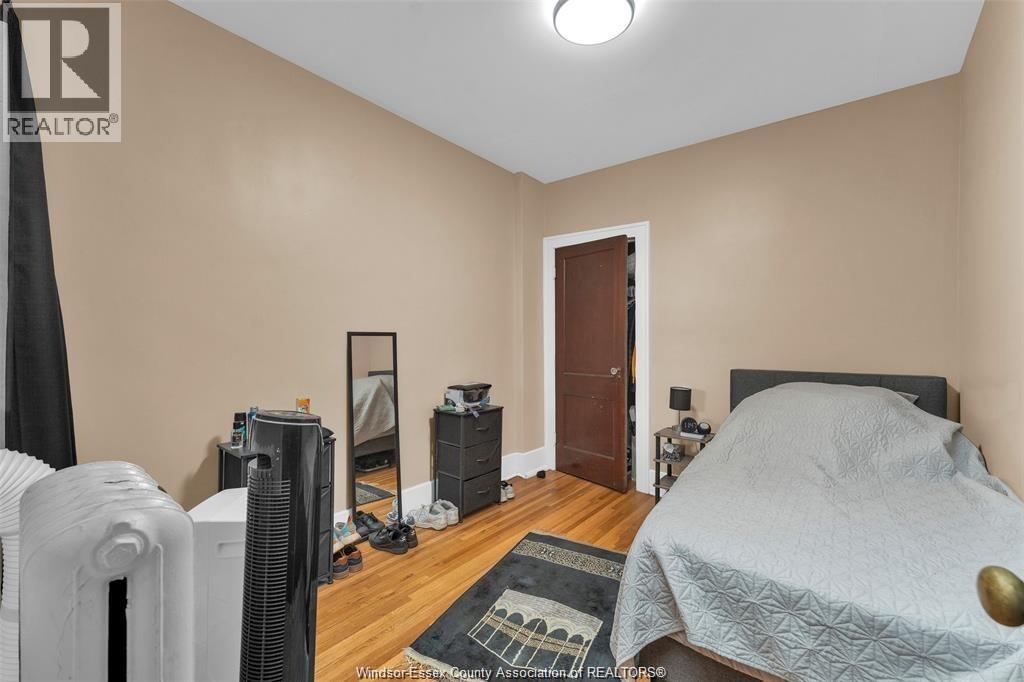 538 Louis Avenue, Windsor, Ontario  N9A 1W8 - Photo 13 - 26021053