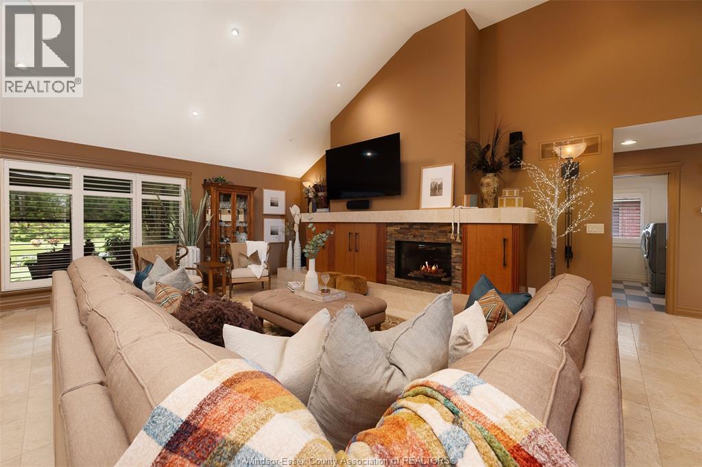 1006 Chelsea Park Way, Lakeshore, Ontario  N0R 1A0 - Photo 9 - 26021271