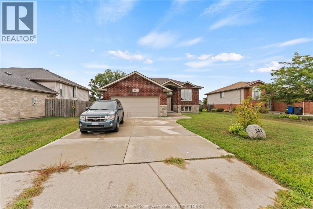 341 Piroli Crescent, Lakeshore, Ontario  N0R 1A0 - Photo 2 - 26021270