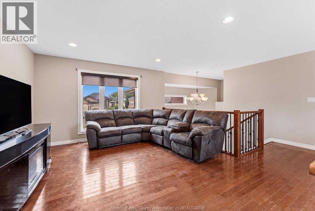 341 Piroli Crescent, Lakeshore, Ontario  N0R 1A0 - Photo 5 - 26021270