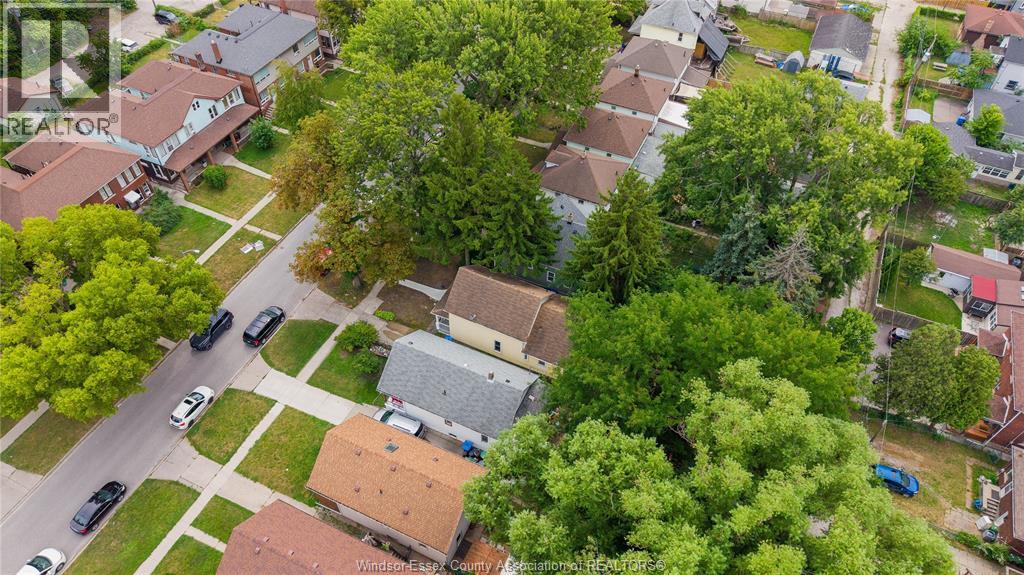 211 Cameron, Windsor, Ontario  N9B 1Y5 - Photo 31 - 26021282