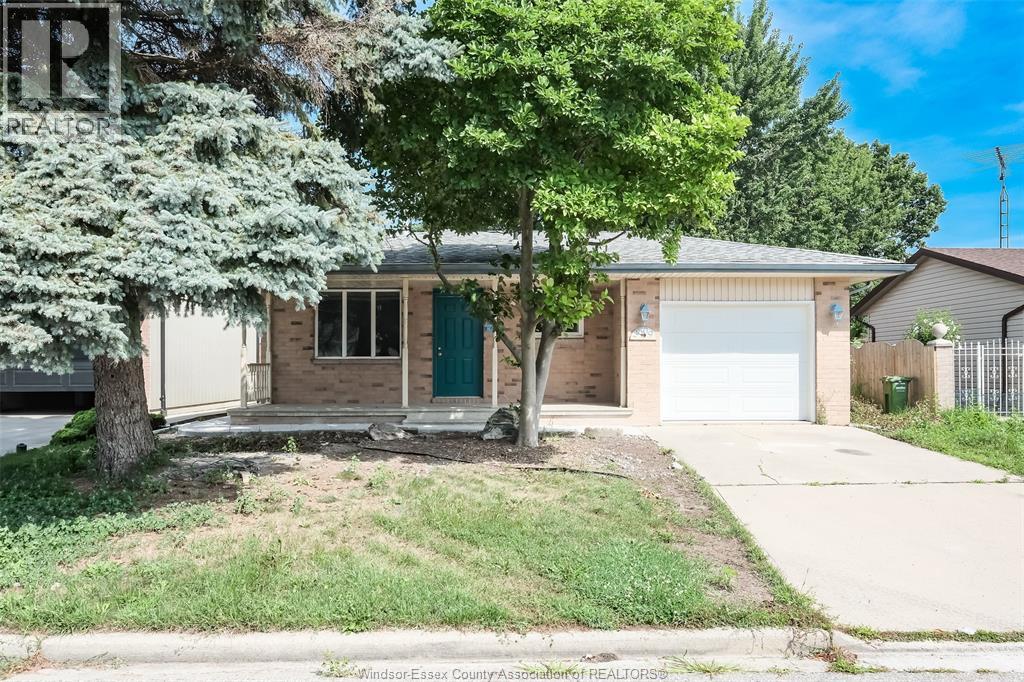 3309 AURORA DRIVE, Windsor, Ontario