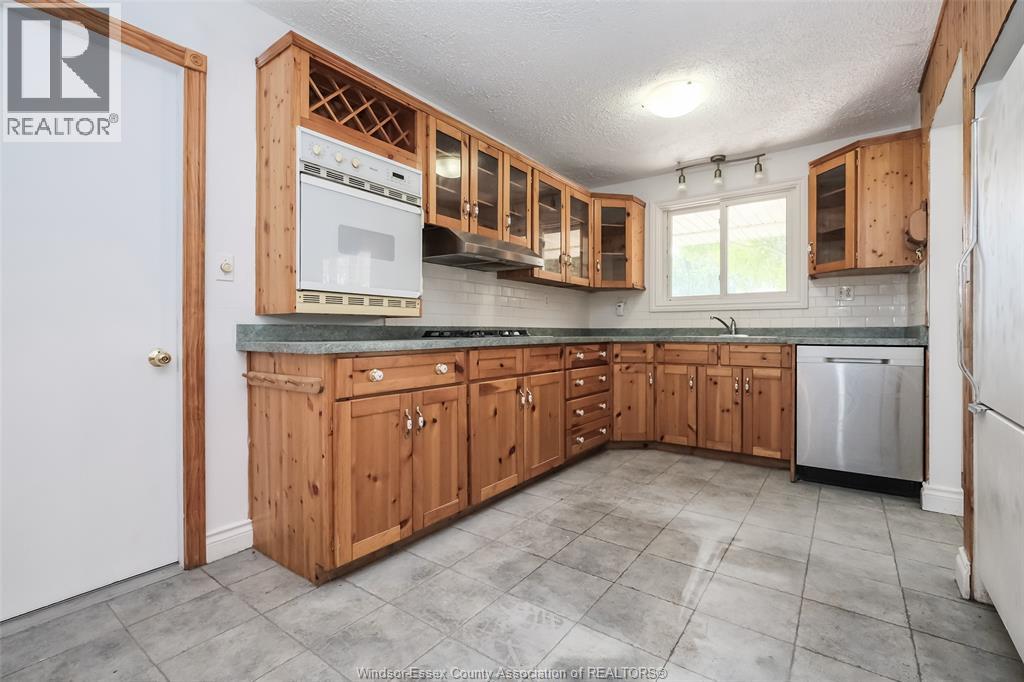 3309 Aurora Drive, Windsor, Ontario  N8R 1Y9 - Photo 19 - 26021281