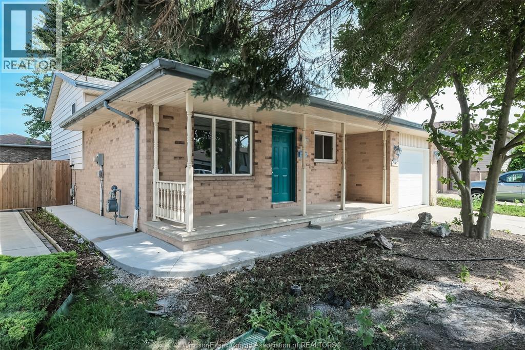 3309 Aurora Drive, Windsor, Ontario  N8R 1Y9 - Photo 4 - 26021281