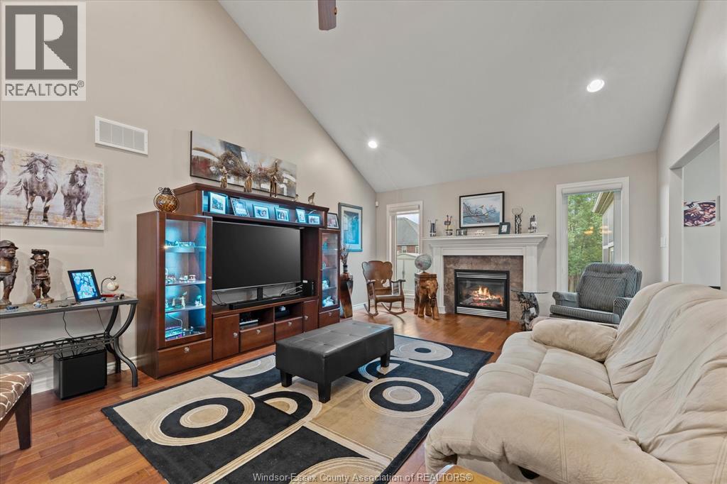 1031 Huntington Boulevard, Lakeshore, Ontario  N0R 1A0 - Photo 10 - 26021199