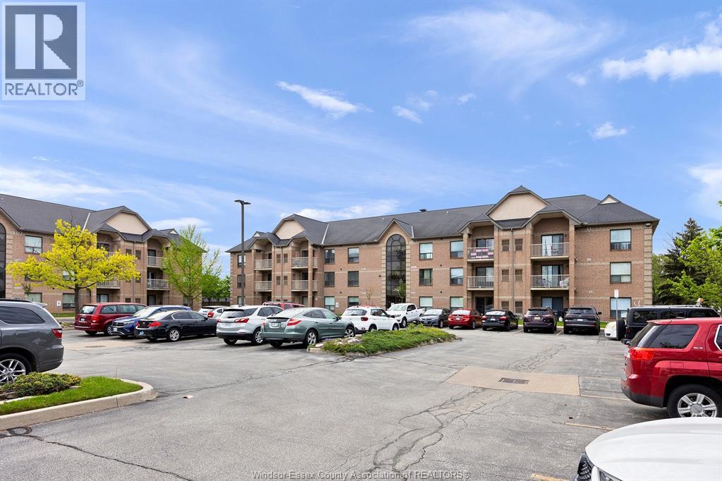 451 GRAND MARAIS ROAD West Unit# 114, Windsor, Ontario
